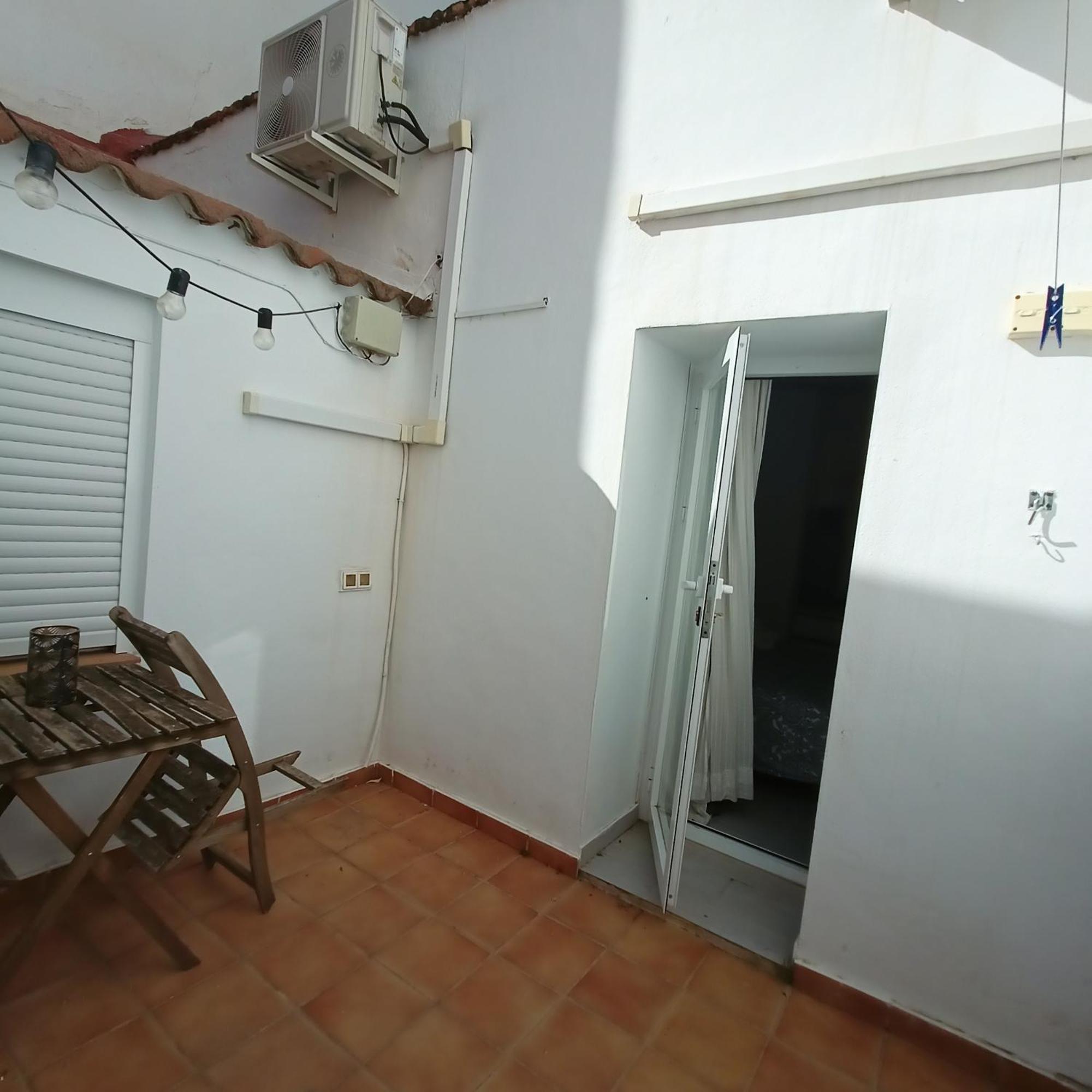 La Casa De Los Viajantes Seville Exterior photo